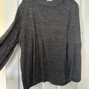 Women's Gray Long Sleeve Top